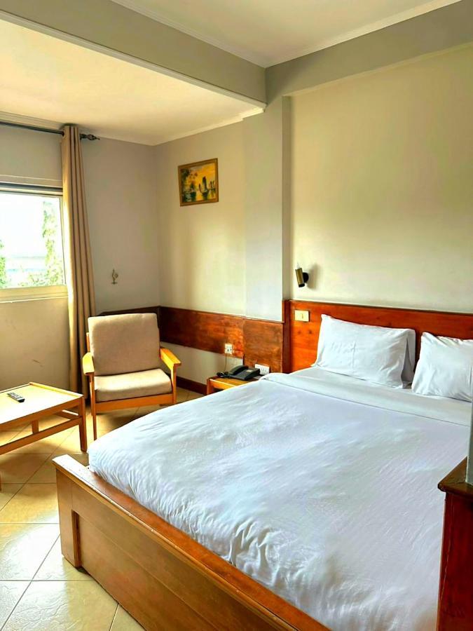 Royal Village Hotel Dar es Salaam Bagian luar foto