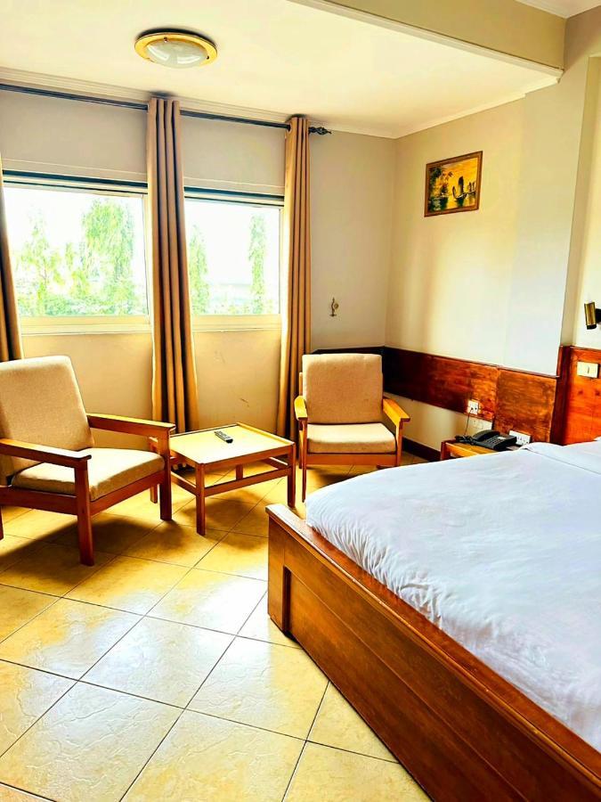 Royal Village Hotel Dar es Salaam Bagian luar foto